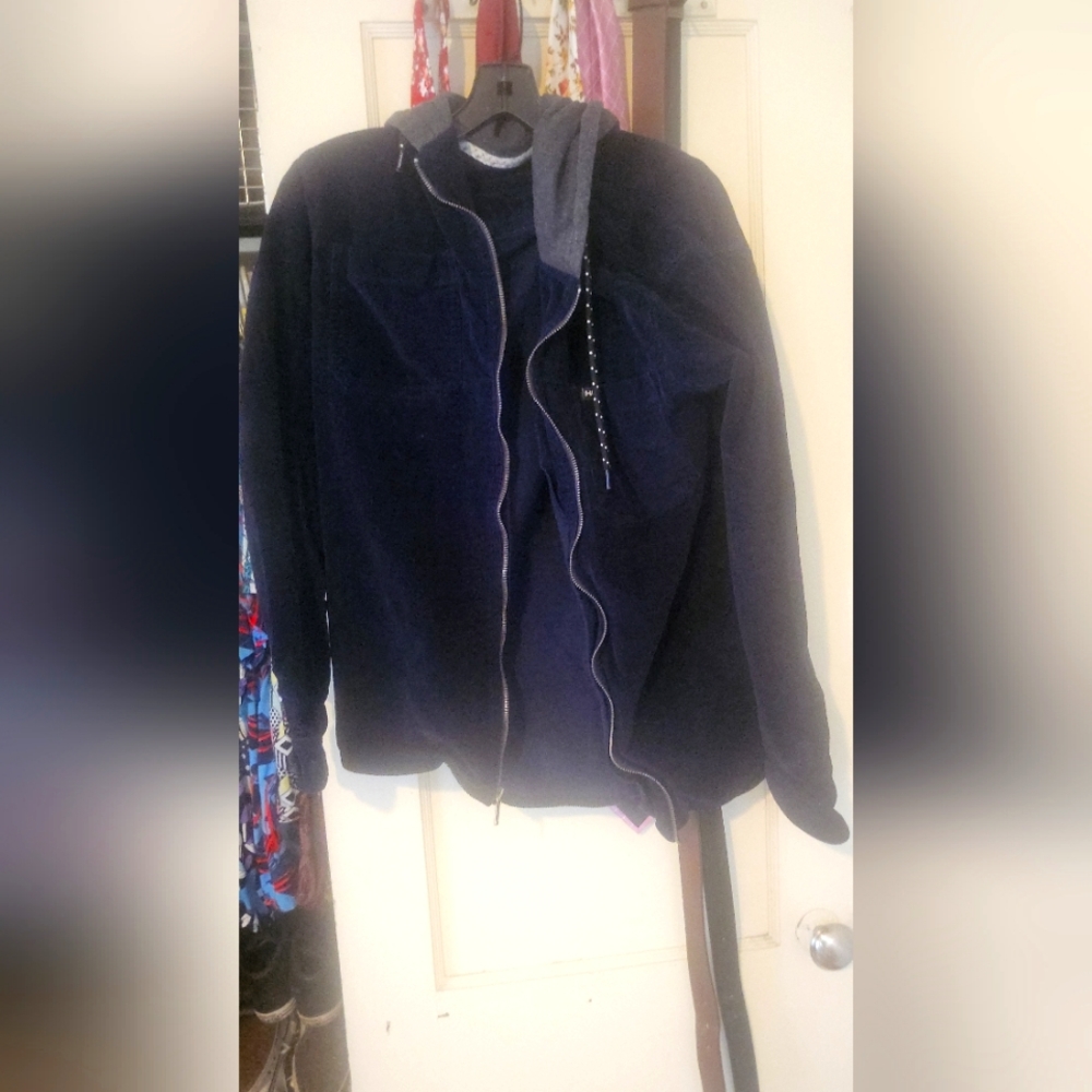 Light jacket with hood